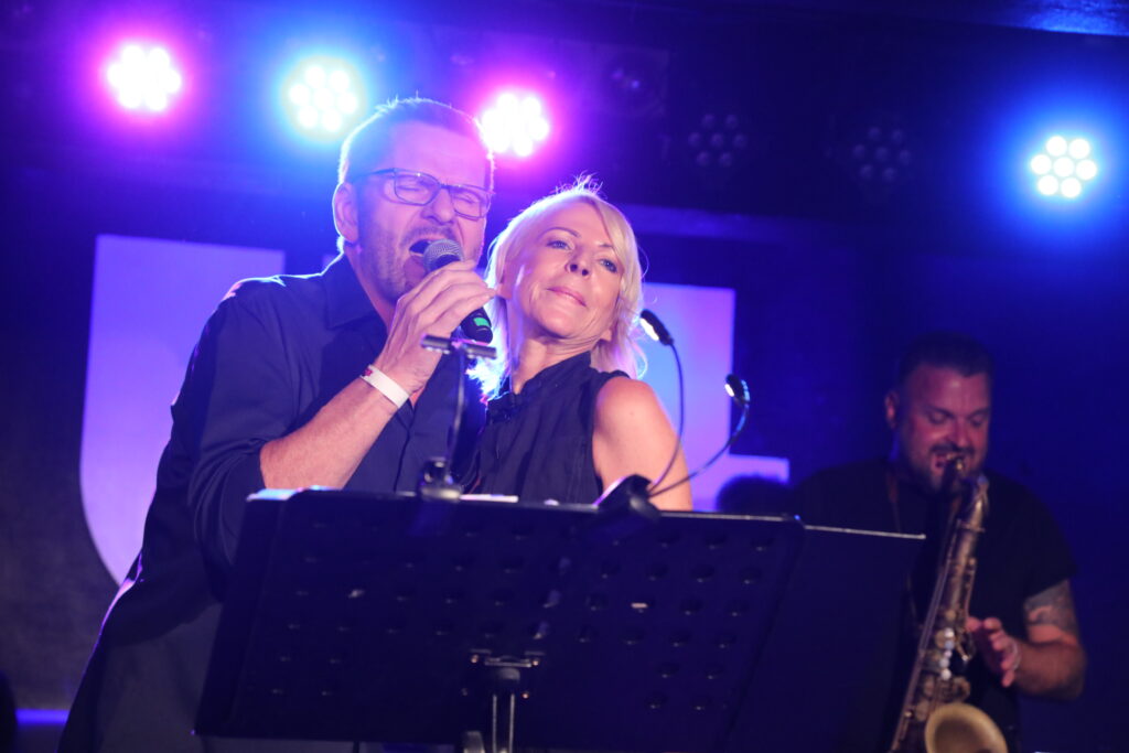 „Ganz Wien lacht“ – Rock’n’Roll, gute Laune und ganz viel Herz